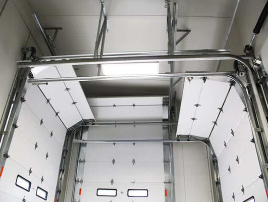 Porte de garage sectionnelle isolée de 50 mm à 80 mm pour ascenseur automatique industriel et commercial