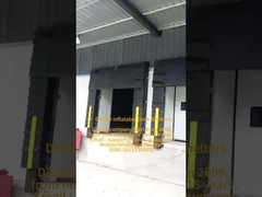 Un abri gonflable dans le quai