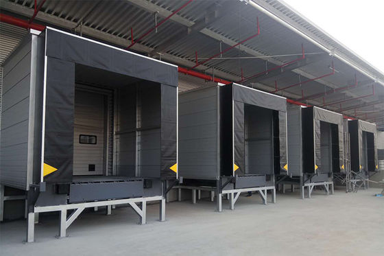 L'embarcadère mécanique de tissu de PVC abrite très utilisé pour des industries épongent des fabricants de joint de dock