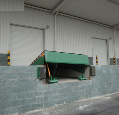 Conteneur hydraulique solide de transfert de cargaison de camion de niveleur d'embarcadère pour le bâtiment
