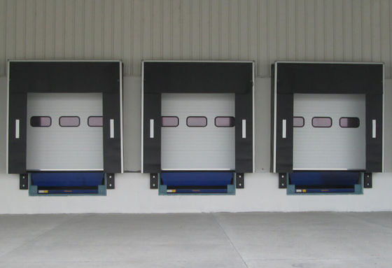 Réservoirs de chargement de haute durabilité et revêtement en acier galvanisé fixe