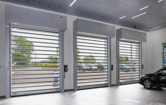 0.8m/S Porte en spirale à grande vitesse avec système de sécurité Capteur photoélectrique rapidement isolé