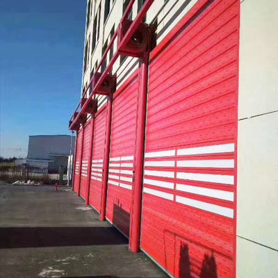 Portes supérieures sectionnelles commerciales pour les casernes de pompiers et les portes d'ascenseurs industriels