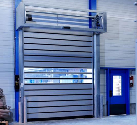 Isolement thermique Porte à rouleaux rapides en acier à haute performance Réduction du bruit manuel/entrepôt automatique Porte incendie en PVC