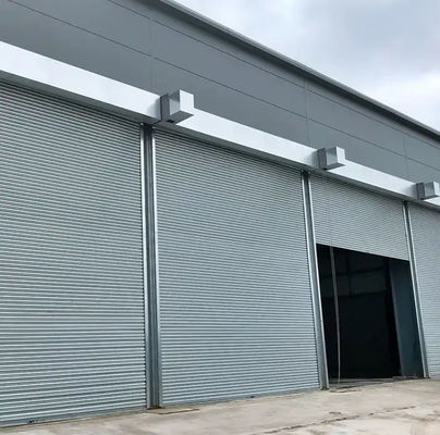 Parcs logistiques Canaux utilisés Contrôle PLC Porte en spirale en aluminium à grande vitesse 0,8 m/s Vitesse d'ouverture Résistance au vent≤2,0KN/m2