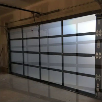 Moderne porte sectionnelle en aluminium isolation acoustique manuelle ou automatique panneau blanc/brun/gris/noir