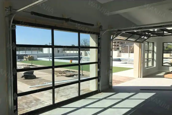 Étanchéité à l'eau manuelle ou automatique de classe 3 Porte de garage transparente de verre Porte de garage sectionnelle personnalisée