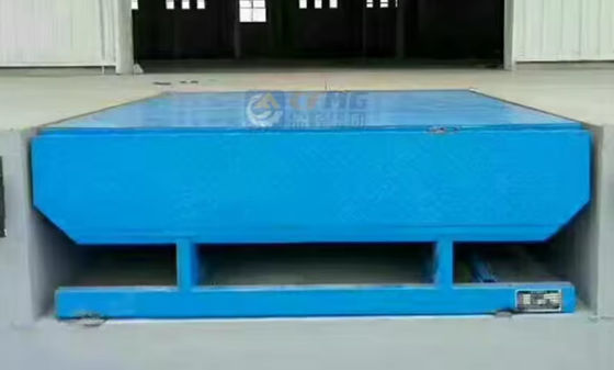 Nivelateur de quai de chargement de sécurité personnalisable avec commandes de boutons de pression et barrières de sécurité Logistique