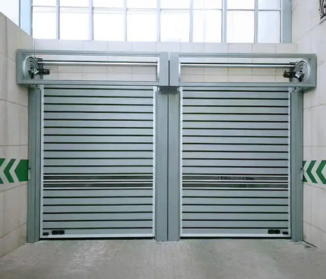 Porte en spirale à vitesse contrôlée par PLC avec vitesse d'ouverture et de fermeture de 0,8 m/s à 220V/50HZ