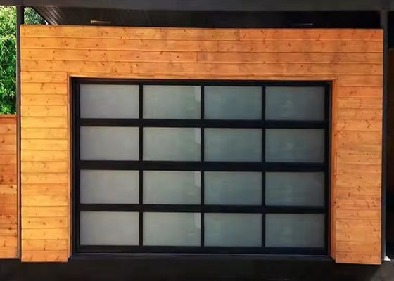 Porte sectionnelle en aluminium à double vitrage moderne avec ouverture manuelle ou automatique Porte de garage en verre
