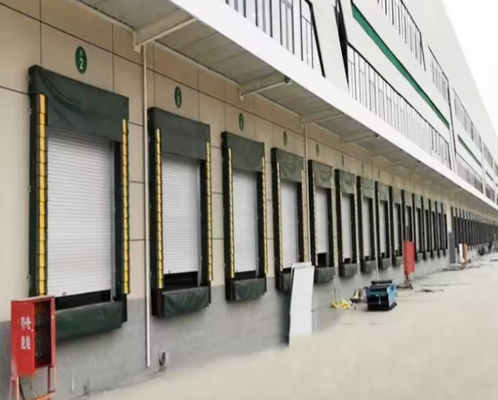 Couleur personnalisée de chargement abris de quai avec installation facile abris de quai d'éponge de porte industrielle abris de quai