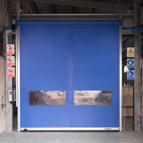 Portes à rouleaux isolées modernes Facile à installer Résistant aux intempéries / Design industriel sûr Personnalisé Automatique rapide