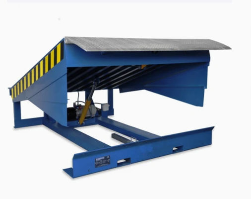 Nivelateur de quai de chargement électrique / hydraulique commercial personnalisable avec barres de sécurité