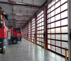 Portes de garage en aluminium à double vitrage étanche à l'eau