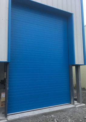 Porte supérieure sectionnelle isolée personnalisable électrique automatique