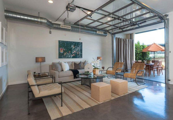 Étanchéité à l'eau classe 3 Isolation acoustique Porte de garage avec verre transparent Sectionnel et matériau en verre alliage d'aluminium
