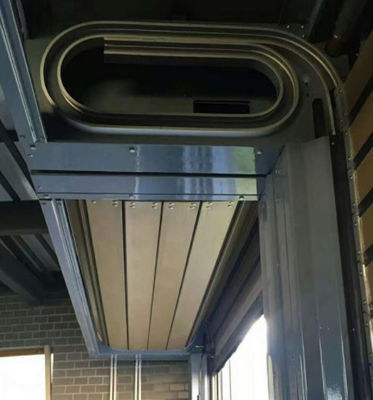Résistance au vent en aluminium rigide Opérations en douceur avec porte en spirale à grande vitesse - alimentation 220V/50HZ