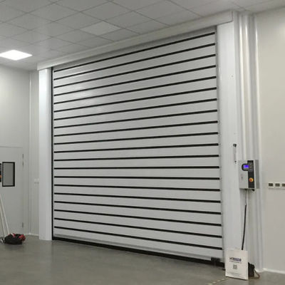 Efficacité de sécurité de la porte en spirale en aluminium transparente à grande vitesse personnalisée pour plus de commodité