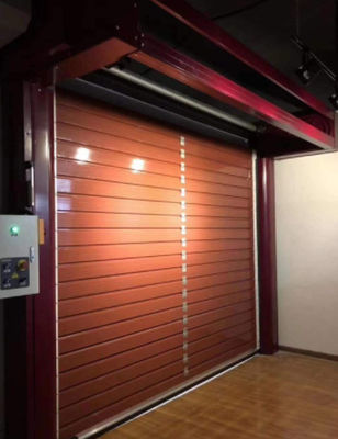 Système de sécurité du capteur photoélectrique Porte en spirale transparente en aluminium à grande vitesse pour une efficacité maximale et des performances fluides