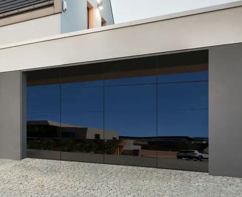 Ouverture manuelle ou automatique étanchéité à l'eau classe 3 Porte de garage transparente Matériau en verre alliage d'aluminium