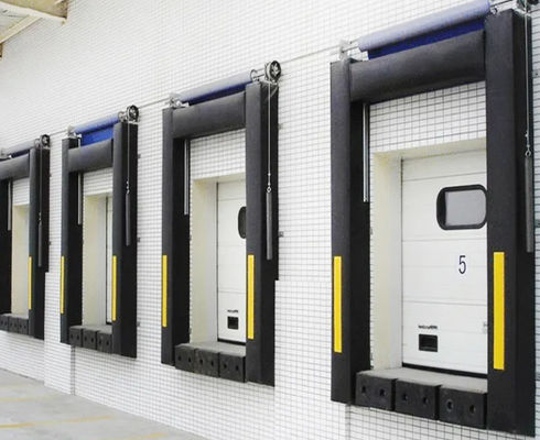 Système de chargement réglable moderne Abri de porte de quai Installation facile