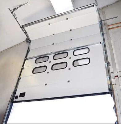 Porte aérienne sectionnelle isolée en acier gris 50 mm-80 mm d'épaisseur pour les portes sectionnelles commerciales