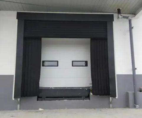 Excellente résistance aux intempéries Industrial réglable isolé hermétique scellé gonflable abri de quai élargi coussin d'étanchéité en PVC pour entrepôt et fournisseur de matériel d'atelier