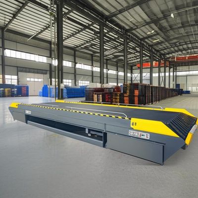 25000-40000LBS conception sûre porte de quai niveleurs atelier plaque de quai automatique avec installation sur place et les bordures de sécurité