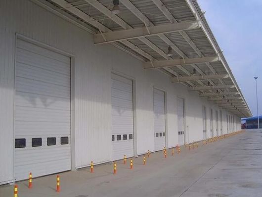 Portes sectionnelles en acier de garage de Sandwitch de portes en acier sectionnelles aériennes industrielles