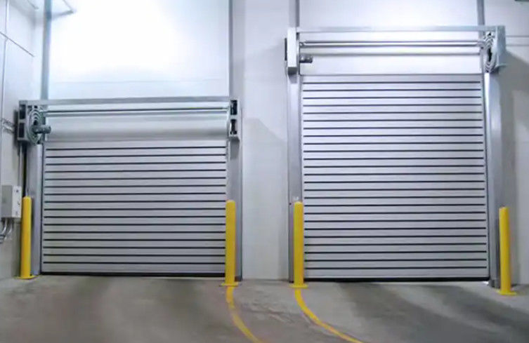 Porte en spirale motorisée à grande vitesse avec capteur photoélectrique 0,8 m/s Vitesse et alimentation 220V/50HZ Automatique industriel