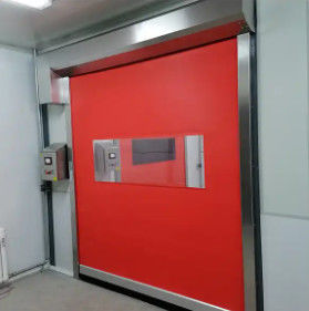 Des portes à rouleaux rapides de sécurité moderne avec isolation thermique pour une sécurité accrue