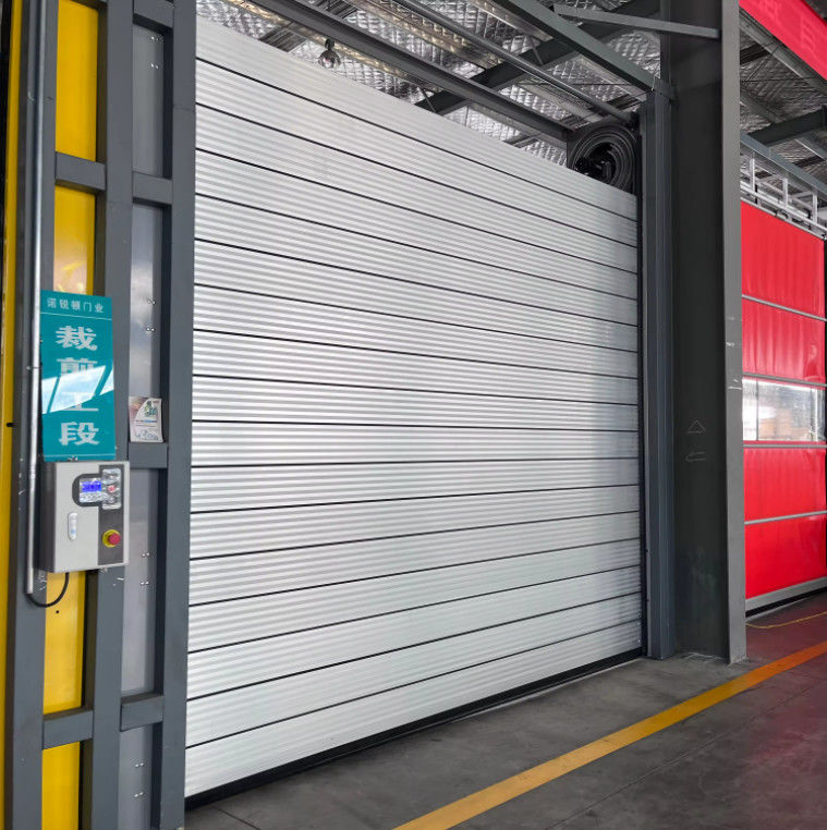0.8m/s Porte en spirale en alliage d'aluminium à vitesse avec alimentation 220V/50HZ Fermeture automatique en aluminium métallique rapide