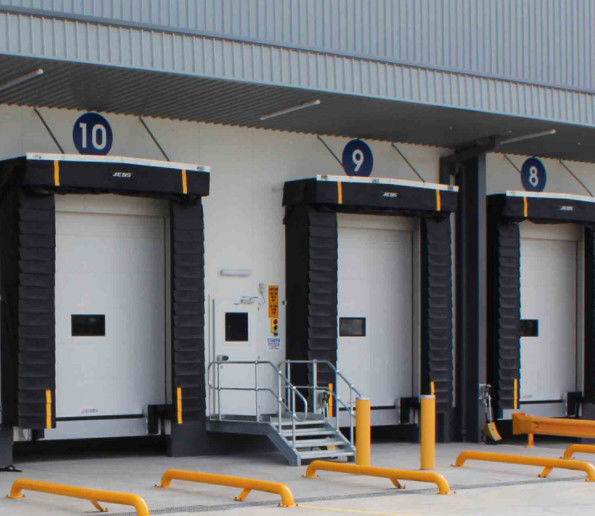 Facilité d'installation PVC abri de porte de quai fournissant une protection contre les éléments personnalisé industriel