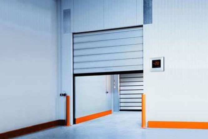 Porte industrielle en spirale en aluminium avec une feuille de PC transparente à l'épreuve des brises résistante au vent