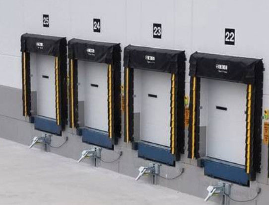 Système de chargement personnalisé réglable par couleur Abri de porte de quai pour l'industrie Fabriqué en caoutchouc plastique PVC