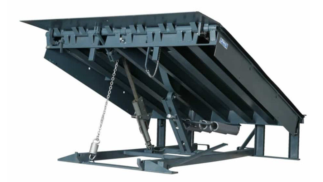 Ateliers automatiques de niveau de porte de plaque de quai 25000-40000LBS conception sûre taille de plateforme personnalisable chaînes de sécurité