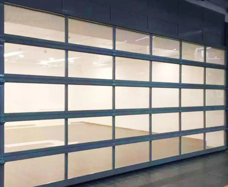 Style de conception moderne étanchéité à l'eau classe 3 Porte de garage sectionnelle en verre transparent avec isolation acoustique