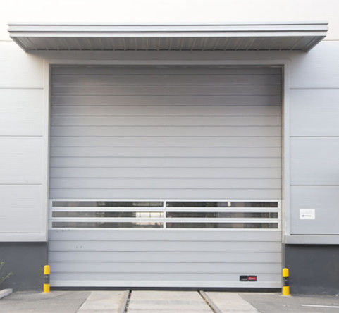 Efficacité Sécurité Efficacité Résistance au vent ≤2,0KN/m2 Vitesse d'ouverture 0,8m/s Porte en spirale transparente en aluminium à grande vitesse