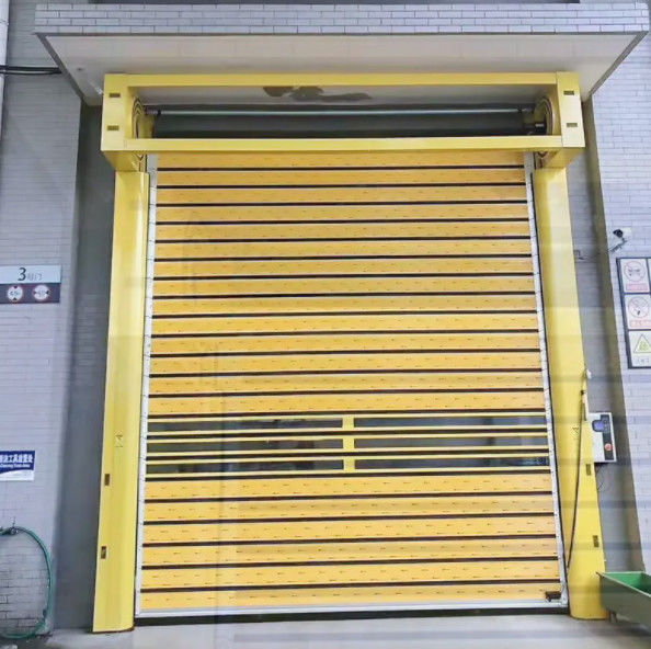 Contrôle PLC de porte en spirale en aluminium transparent à grande vitesse, parfaite combinaison de sécurité et d'efficacité